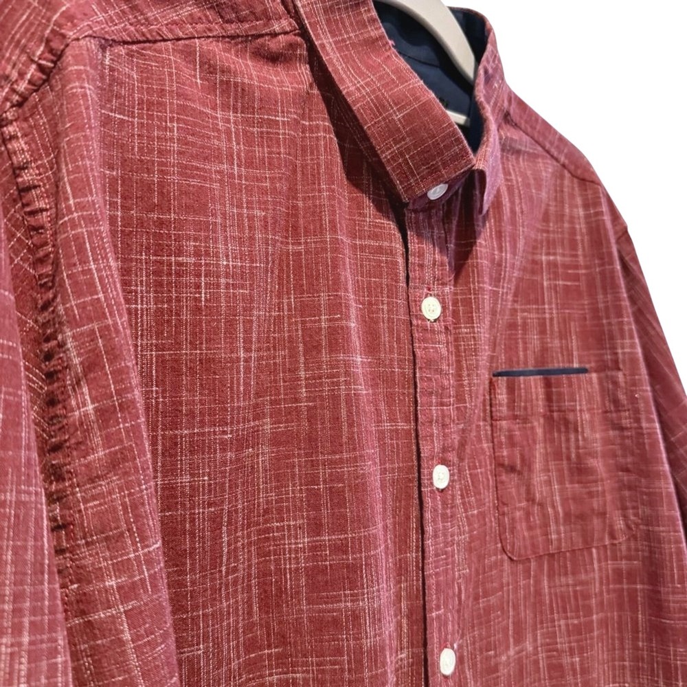 im·pā·tient wŏlves Button Down Shirt Red Crosshatch Textured Mens L - Picture 4 of 8